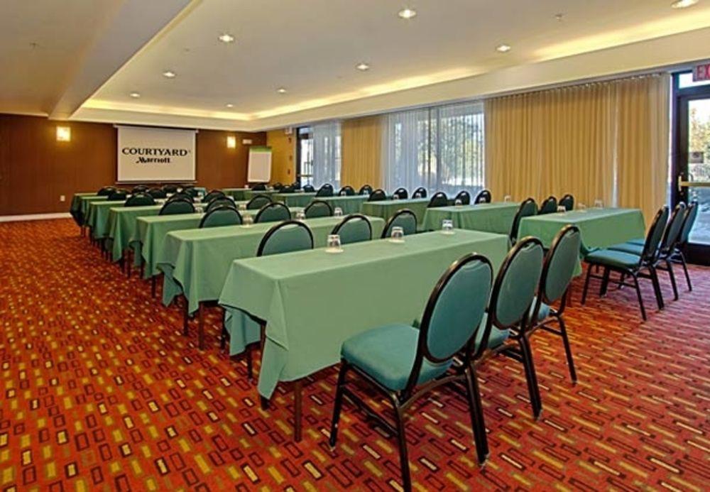 Courtyard By Marriott Springfield Exterior foto